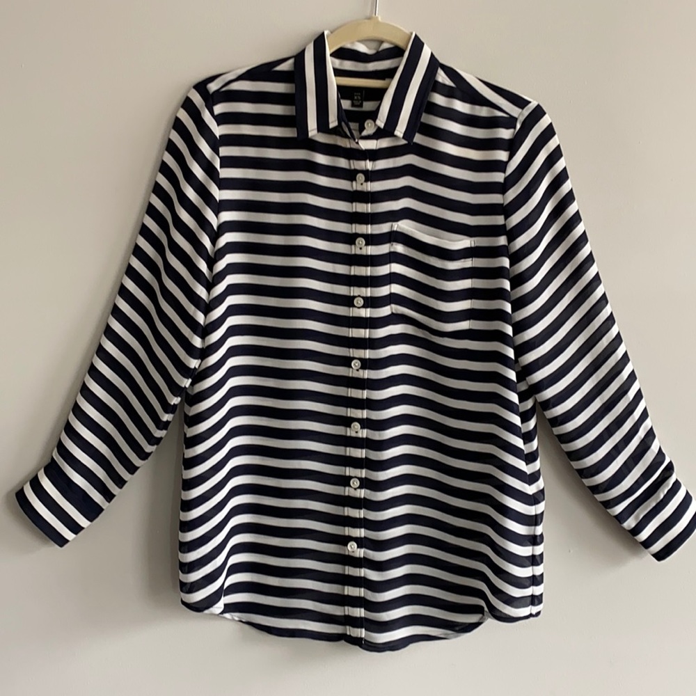 Banana Republic blouse